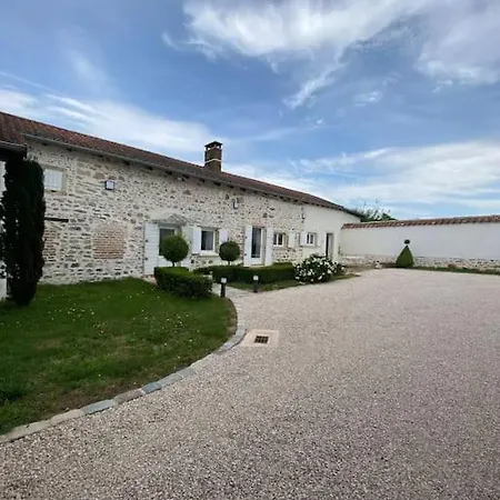Дом отдыха Maison Tranquille En Beaujolais *